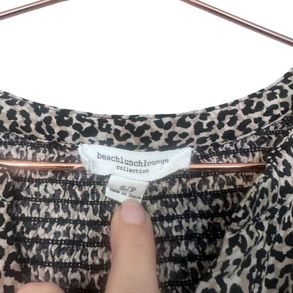 Beachlunchlounge leopard long sleeved blouse size small flowly hi low - Picture 2 of 6